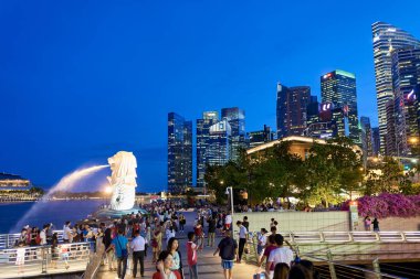 Singapur. Marina Körfezi. İş Finans Bölgesi. The Merlion - Tarih: 08 - 09 - 2023