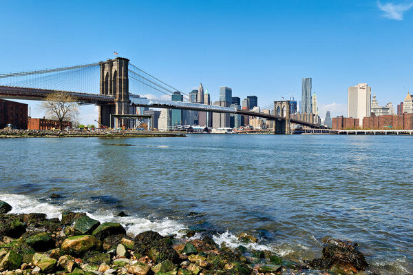 New York. Manhattan skyline. United States. Brooklyn Bridge - Date: 26 - 04 - 2022