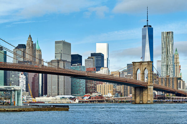 New York. Manhattan Skyline. United States. The Brooklyn Bridge - Date: 09 - 09 - 2022