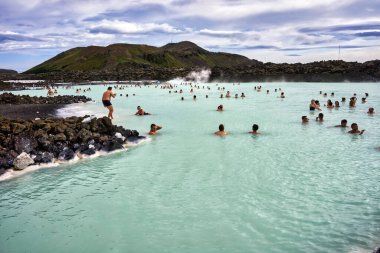 Mavi Göl SPA 'sı. İzlanda - Tarih: 19 - 07 - 2023