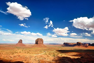 Monument Valley. Navajo Nation. East Mitten Butte. Merrick Butte Mitten Butte. Merrick Butte, Elephant Butte - Date: 20 - 08 - 2023 clipart