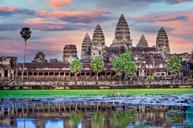 Angkor Wat Tapınağı, gün batımında. Siem Reap. Kamboçya - Tarih: 13 - 08 - 2023