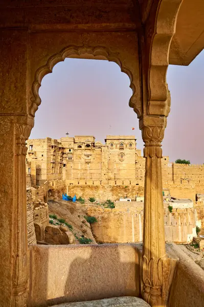 Hindistan Rajasthan Jaisalmer. Gün batımındaki duvarlar - Tarih: 08 - 08 - 2023