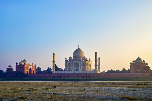 India Agra. Taj Mahal Palace - Date: 28 - 12 - 2023