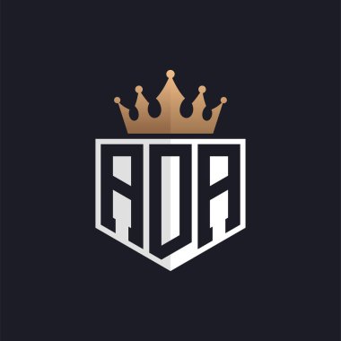 Crown 'lu lüks bölge savcı yardımcısı logosu. Seçkin Markalar için Zarif Baş harfler ADA Harf Logosu. Üst Düzey İşletmeler için Harf ADA Monogramı