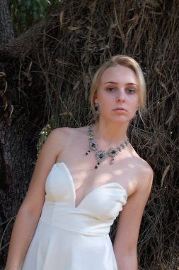 Ormandaki genç kız