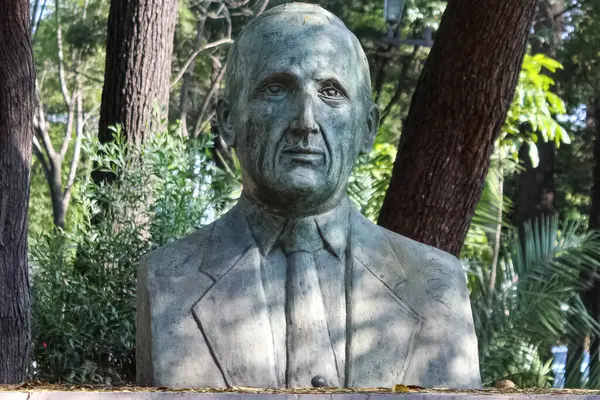 Ünlü şair ve politikacı Andres Eloy Blanco 'nun Baskını.