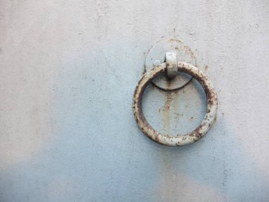 Paslı kapı kolu. Paslı arkaplan