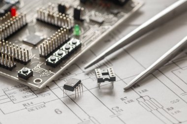 Yatılı beyaz arkaplan programlanıyor