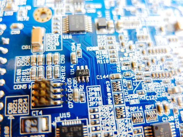 Elektronik devre kartını kapat