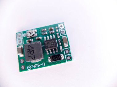 Arduino için mini basamaklı güç kaynağı modülü