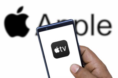 Dhaka, Bangladeş 12 Ocak 2025: TV + (Apple TV Plus) canlı uygulama ekranda.
