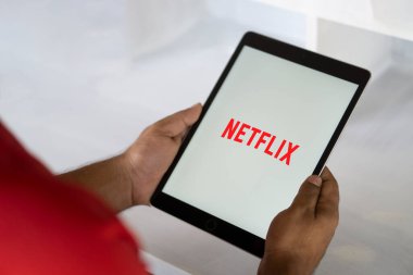 Netflix logosu Ipad.Dhaka, Bangladeş 04 Eylül 2024.