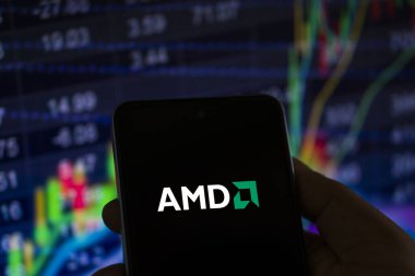 Gelişmiş Mikro Cihazlar A.Ş. Akıllı telefon. bir Amerikan çokuluslu şirketidir ve yarı iletken şirketi bilgisayar işlemcileri ve işçiler için benzer teknolojiler geliştirir, Dhaka, Bangladeş 09 Sep 2024.