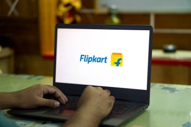 Telefon ekranındaki Flipkart logosu - Dhaka, Bangladeş 11 Ekim 2024.