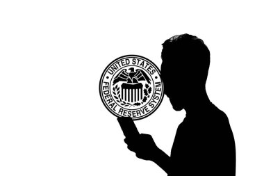 Dhaka, Bangladeş 10 Ekim 2024: Federal Rezerv Sistem Logosu akıllı telefonda. Federal Rezerv Sistemi, ABD 'nin merkez bankacılık sistemidir..