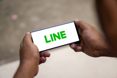 Akıllı telefondan hat uygulaması. Dhaka, Bagladesh 24 Kasım 2024.