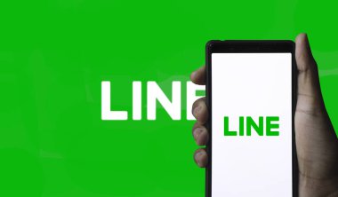 Akıllı telefondan hat uygulaması. Dhaka, Bagladesh 24 Kasım 2024.