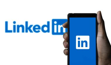 LinkedIn, İnternet, Dhaka, Bangladeş 01 Aralık 2024 'te dünyanın en büyük profesyonel ağıdır..
