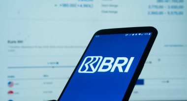 BRI veya Bank Rakyat Endonezya, BRI Finansal Hizmetler Dinamik Piyasa Veri-Dhaka, Bangladeş 10 Nisan 2025.