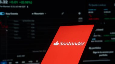 Dhaka, Bangladeş 10 Nisan 2025: Banco Santander Mxico kapsamlı bankacılık hizmetleri sunan tanınmış bir finans kurumudur. Müşteri memnuniyeti ve yeniliğe değer verir..