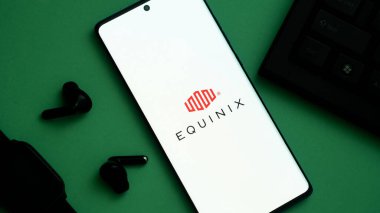 Dhaka, Bangladeş 05 Mayıs 2025: Equinix başyazısı. Equinix çok uluslu bir Amerikan şirketidir..