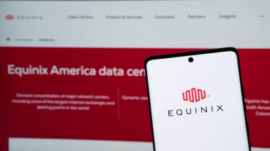 Dhaka, Bangladeş 05 Mayıs 2025: Equinix başyazısı. Equinix çok uluslu bir Amerikan şirketidir..