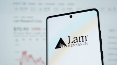 Dhaka, Bangladeş 04 Mayıs 2025: Lam Araştırma Şirketi logosu, Marka adı ve şirketlerin logosu Piyasada listelendi.