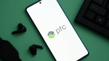 Dhaka, Bangladeş 04 Mayıs 2025: PTC dünya çapında sanayiler için yenilikçi teknoloji çözümleri sunuyor. IoT ve AR ürünlerinde uzmanlaşan PTC, dijital dönüşüm alanında bir lider..