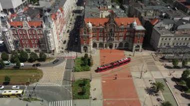 İnsansız hava araçları tarihi Avrupa şehirleri mimarisini ve tarihi binalar ve şehir manzarasını ele geçiriyor.