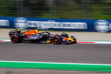Sergio Perez (MEX) Formula 1 Red Bull Yarışı Monza 'da İtalyan GP 2023 Ücretsiz Practice 3 sırasında