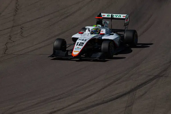 Mari Boya (ESP), İtalyan pratisyen hekim haftası boyunca Imola 'daki Enzo e Dino Ferrari Pisti' nin Acque Minerali köşesinde Campos Racing 'in arabasıyla Formula 3' ün üçüncü raundunda