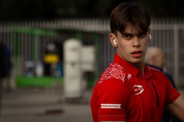 James Wharton, 26-28 Ekim 2024 tarihleri arasında Alpine tarafından yapılan Formula Bölgesel Yarışı 'nda koşmaya hazırlanıyor.