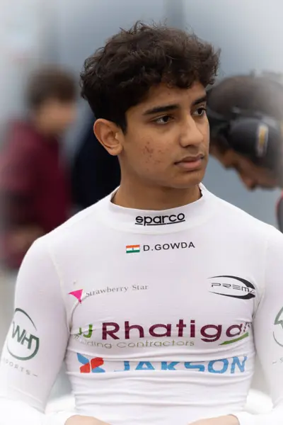 Dion Gowda, 26-28 Ekim 2024 tarihlerinde İtalya Formula 4 Şampiyonası 'nda yarışa hazırlanıyor.