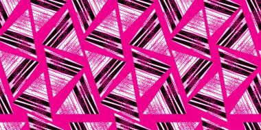 Pembe renkli üçgenler, kusursuz desen. Grunge spor tekstili için geometrik süs, kız kıyafetleri, ambalaj kağıdı.,