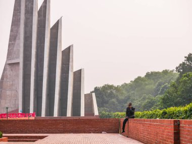 Bangladeş 'teki özgürlük savaşının en ünlü simgesi olan şehrin anıtı..