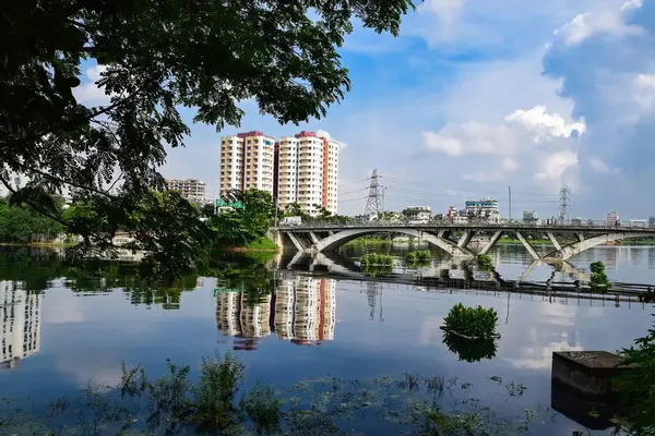 Hatirjheel, Dhaka 'daki şehir manzarası çok güzel.