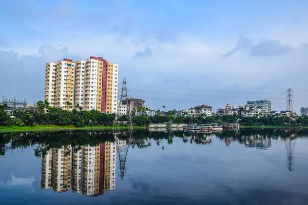 Hatirjheel, Dhaka 'daki şehir manzarası çok güzel.