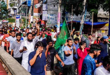 Bangladeş kota reform hareketi ve Bangladeş 'te hükümet karşıtı demokrasi yanlısı bir protesto. İnsanlar Başbakan Şeyh Hasina 'nın istifasını kutluyor.