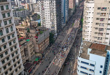 Bangladeş kota reform hareketi ve Bangladeş 'te hükümet karşıtı demokrasi yanlısı bir protesto. İnsanlar Başbakan Şeyh Hasina 'nın istifasını kutluyor.