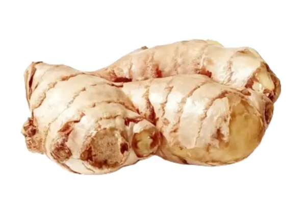 Beyaz arka planda izole edilmiş taze kızıl