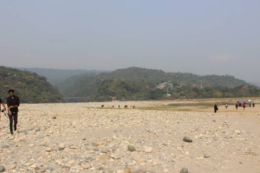 Manzaralı bir manzara Jaflong Sylhet Bangladeş doğal güzellik ve huzurlu manzaraların büyüleyici bir karışımını sunar.. 