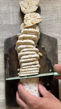 Geleneksel Türk tatlısını yapmak