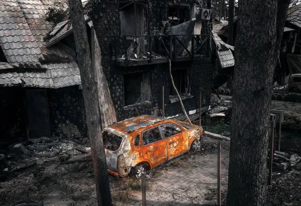 Burned Car Destroyed Building Consequences Mortar Shelling War Ukraine Kyiv — Stock Photo, Image
