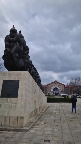 Chisinau Moldova Marzo 2024 Monumento Memoria Las Víctimas Deportación Del — Vídeo de stock