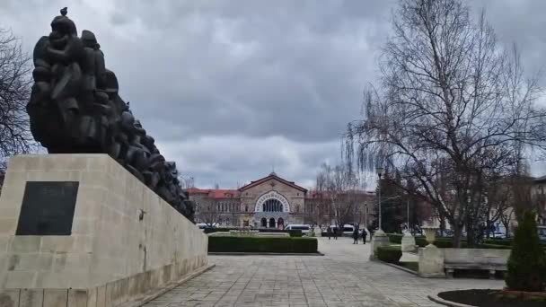 Chisinau Moldova Marzo 2024 Monumento Memoria Delle Vittime Della Deportazione — Video Stock