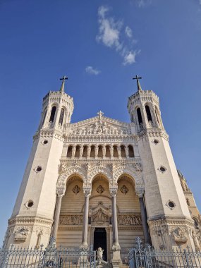 Notre Dame de Fourviere Lyon, Fransa Bazilikası