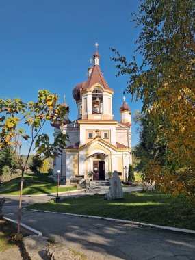 Aziz Niklas Kondrita Manastırı bir Hıristiyan Ortodoks manastırı. Doğu Avrupa kültürü için ayırt edici mimari tarzı geleneksel, Chisinau, Moldova 'da yer almaktadır.