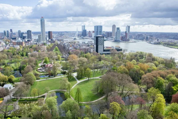 Rotterdam 'daki Euromast kulesinden panoramik manzara