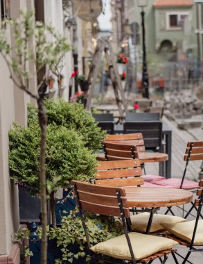 Restaurant tables in the center of a European city